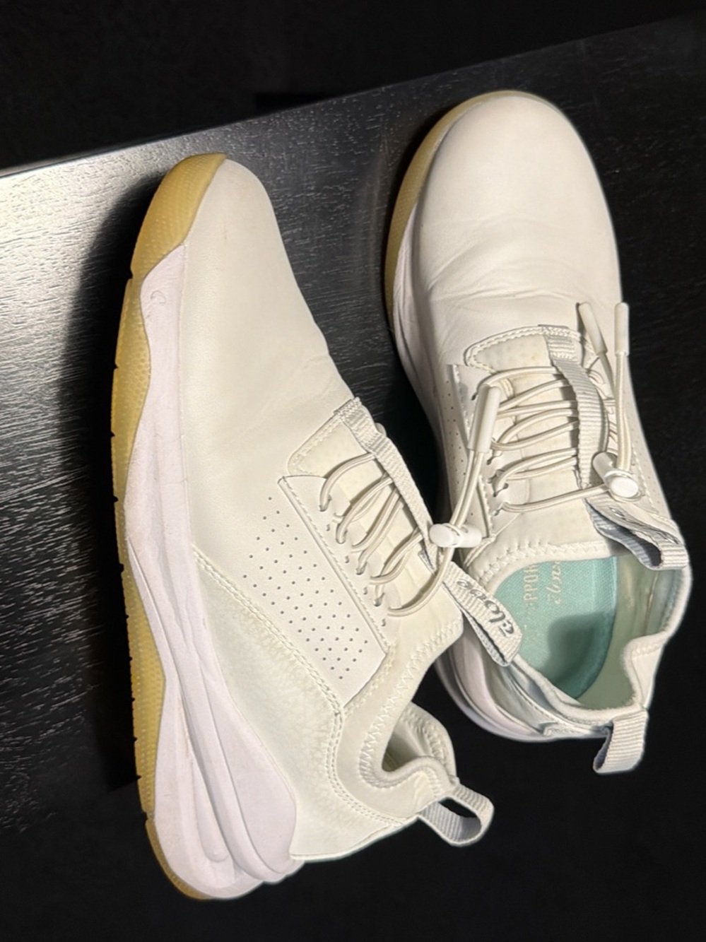 CLOVE Women's White Leather Athletic Sneakers - Comfort Lace Slip-On